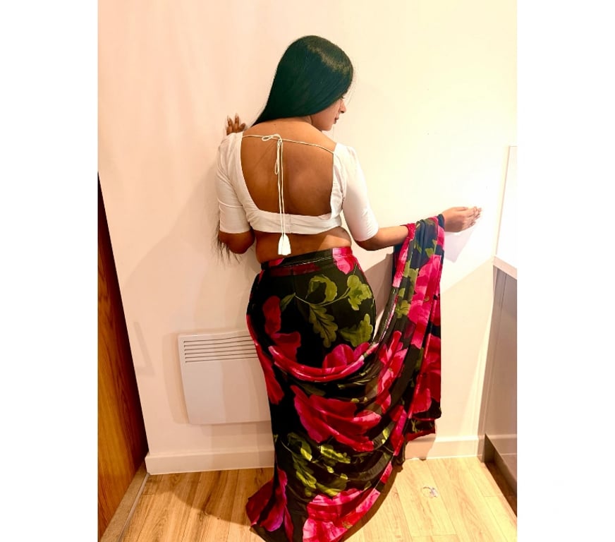 Escorts West Midlands Coventry - Photos for Vaishali Reddy South Indian Tamil Girl