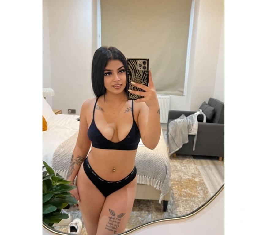 Escorts East London Maryland Station - East London - Photos for 🍓🍹Helo im now girls brunet🍓👀
