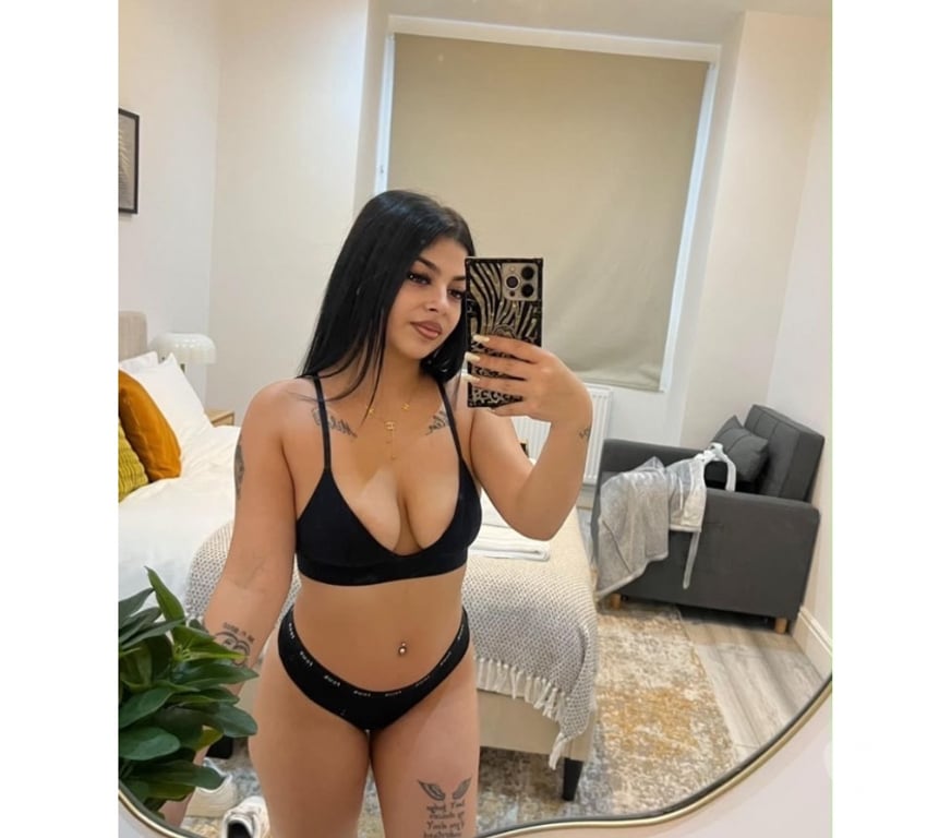 Escorts East London Maryland Station - East London - Photos for 🍓🍹Helo im now girls brunet🍓👀