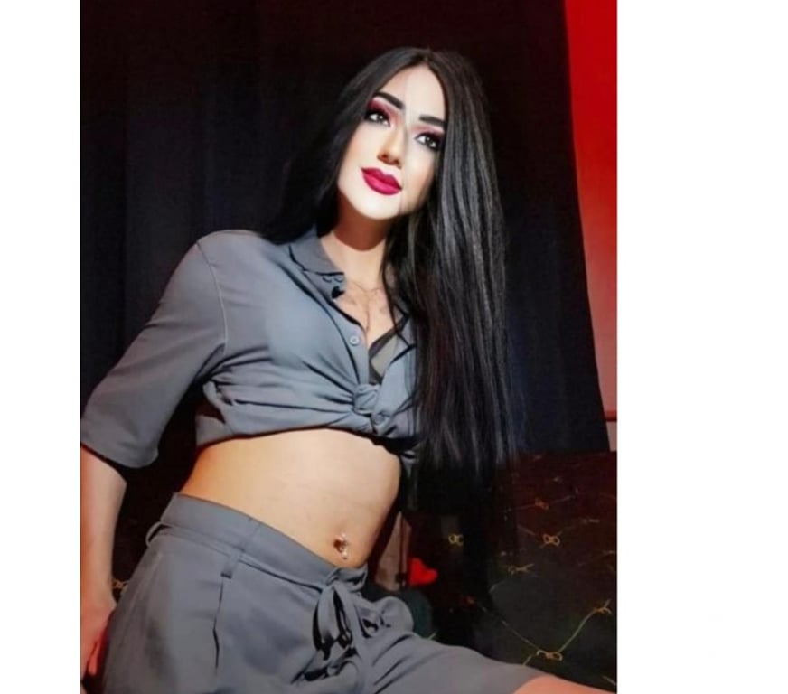 Trans Escorts East London Aldgate East Station - East London - Photos for Feminine & Warm Trans Girl — Genuine GFE