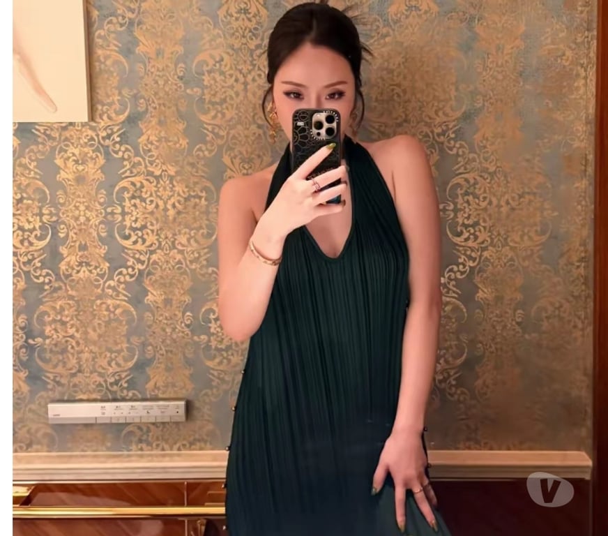 Escorts Edinburgh Craigentinny - Edinburgh - Photos for Velvet Reflection · Kind & Peaceful (EH7)