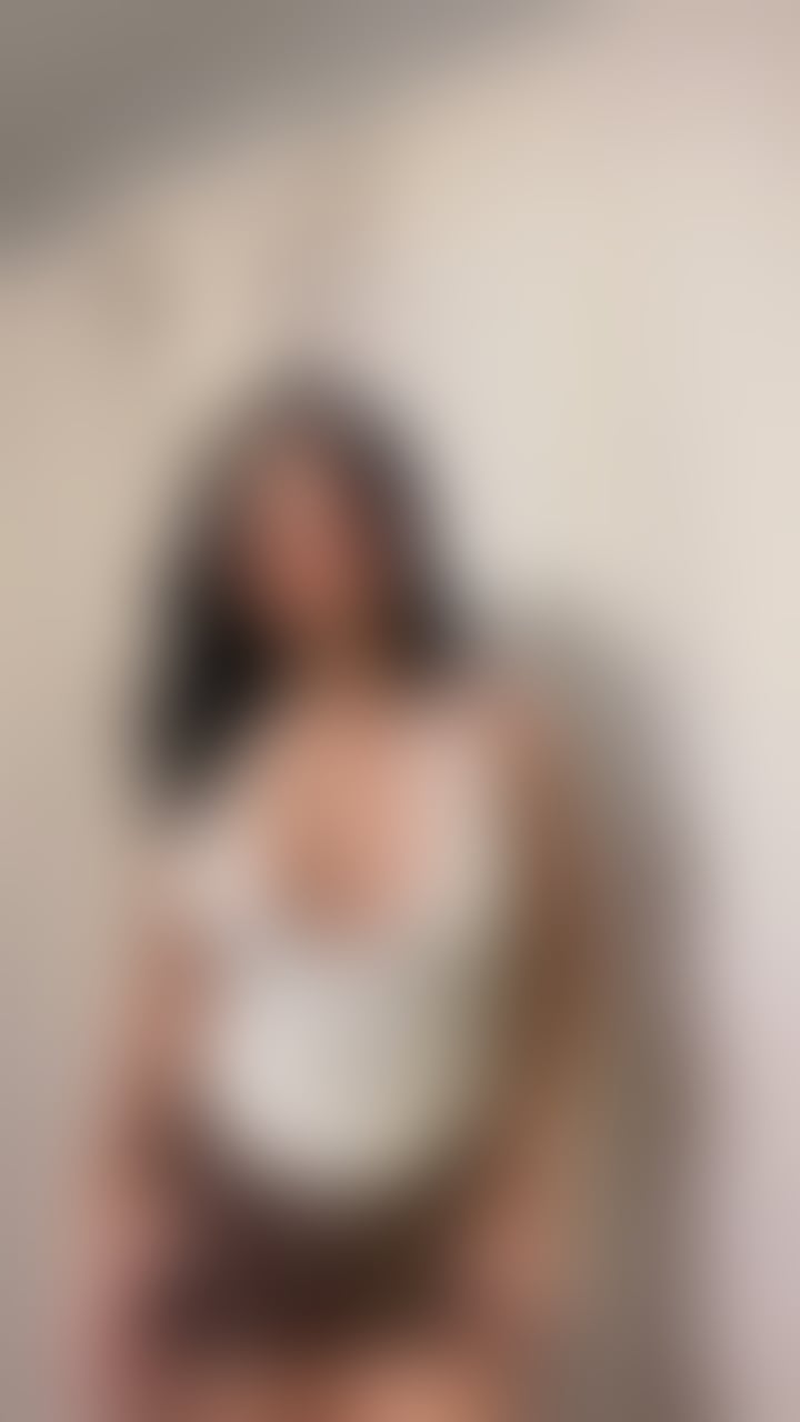 Escorts Greater Manchester Wigan - 