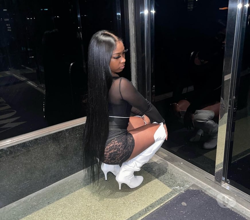 Escorts North London Enfield - Photos for KELLY CHOCOLATE EBONY