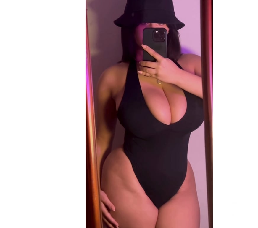 Escorts Reading Reading Town Centre - Reading - Photos for Julyana sexy curves🤩dream girl💯real✅no rush