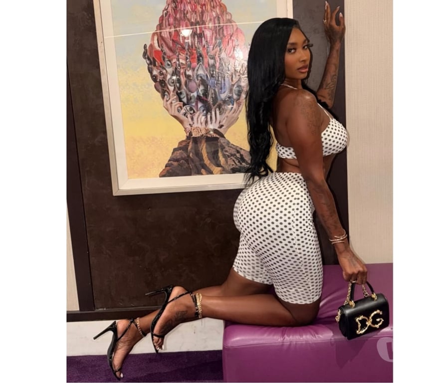 Escorts North West London Harrow on the Hill - North West London - Photos for 🥳Very horny black latin🔥🔥just arrived new girl🥳