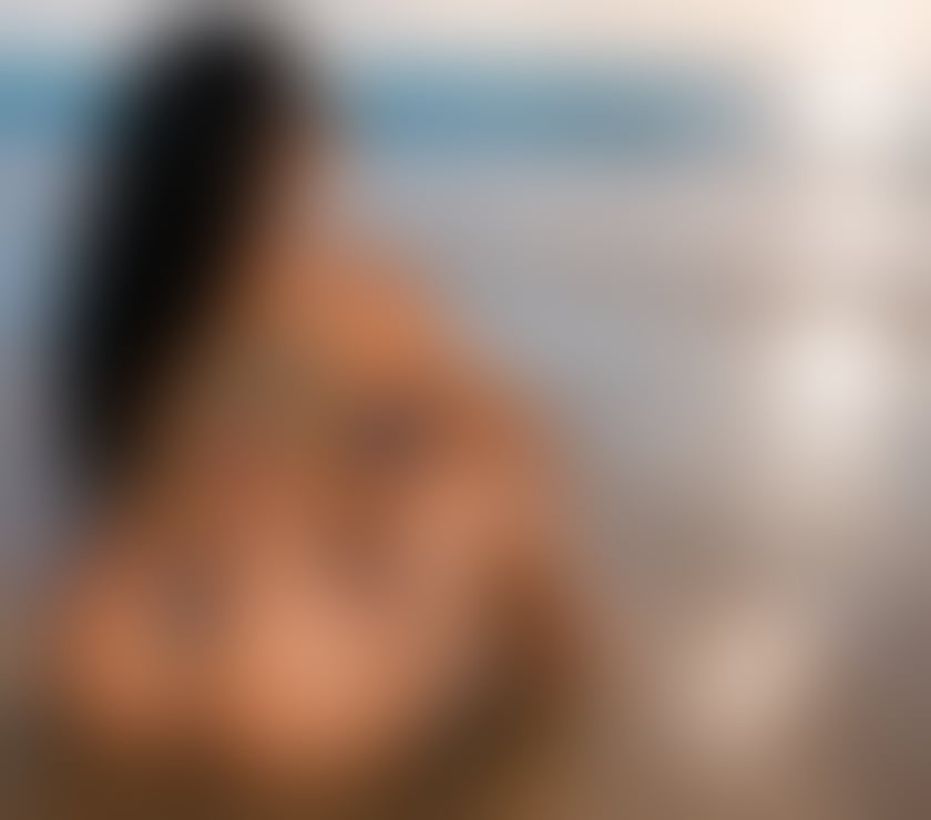 Escorts Oxfordshire Cherwell - Photos for Delicious and hot mature Latina 🔥 big tits 🍎 and ass