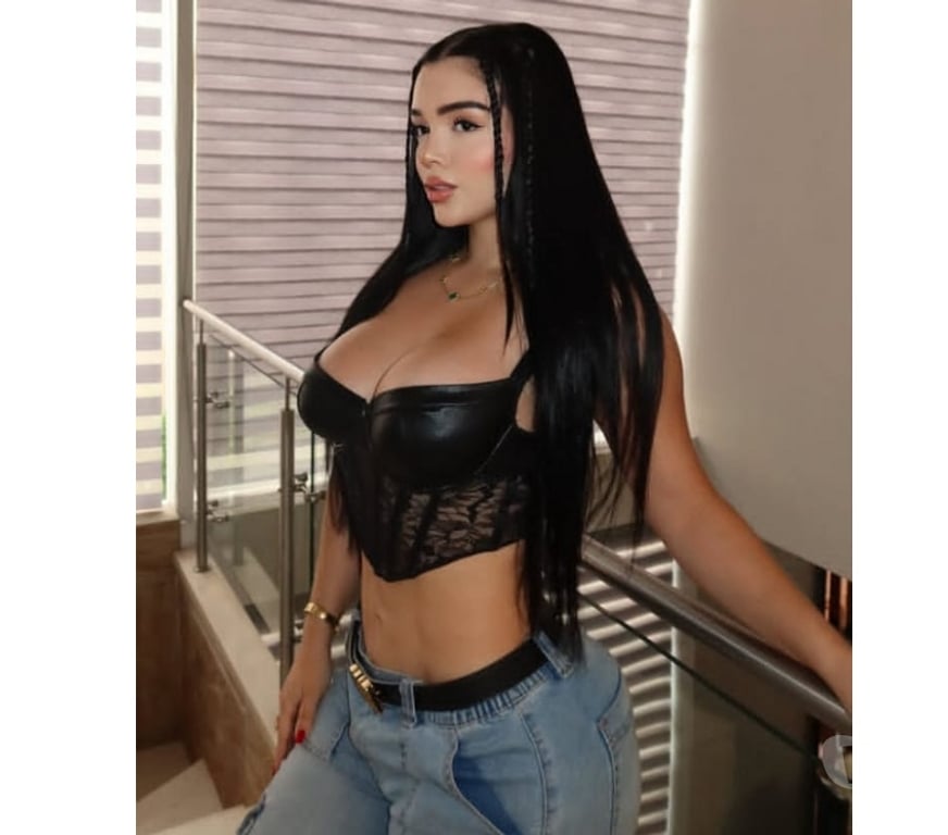 Escorts Essex Rochford - Photos for I'm fun, cheerful, and I like to party. 🥰🥰🥰