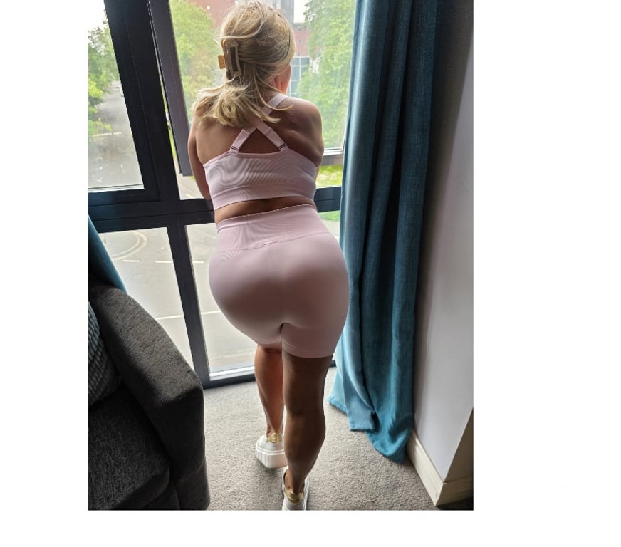 Escorts South Yorkshire Sheffield - Photos for Classy Mature Ivone - NEW IN THE AREA