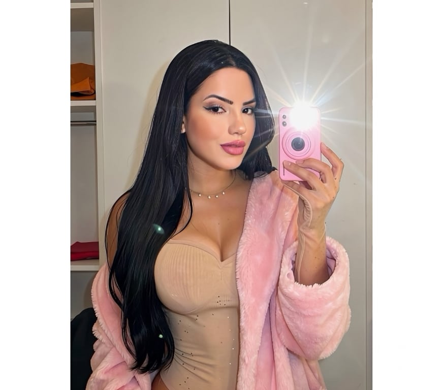 Escorts Essex Harlow - Photos for 🔥 BRUNETTE BRAZILIAN GIRL 🔥