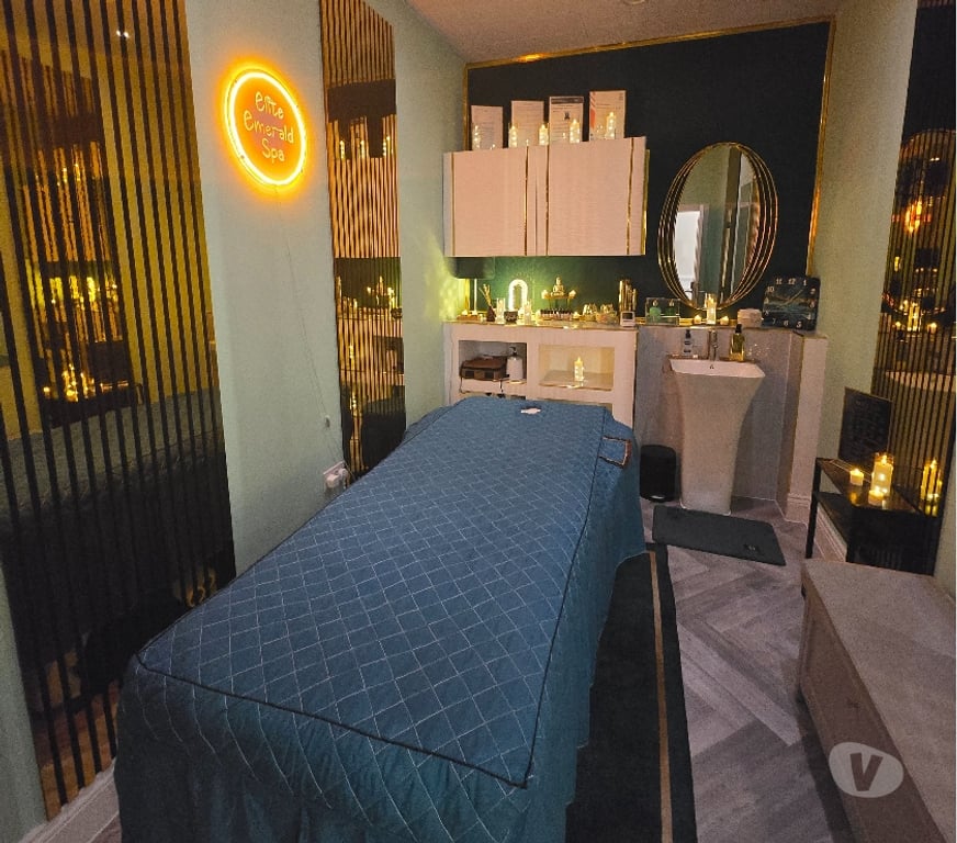 Full body massage West London Chiswick - West London - Photos for Deep Tissue, Swedish, Hot Stones Massage in Chiswick High RD