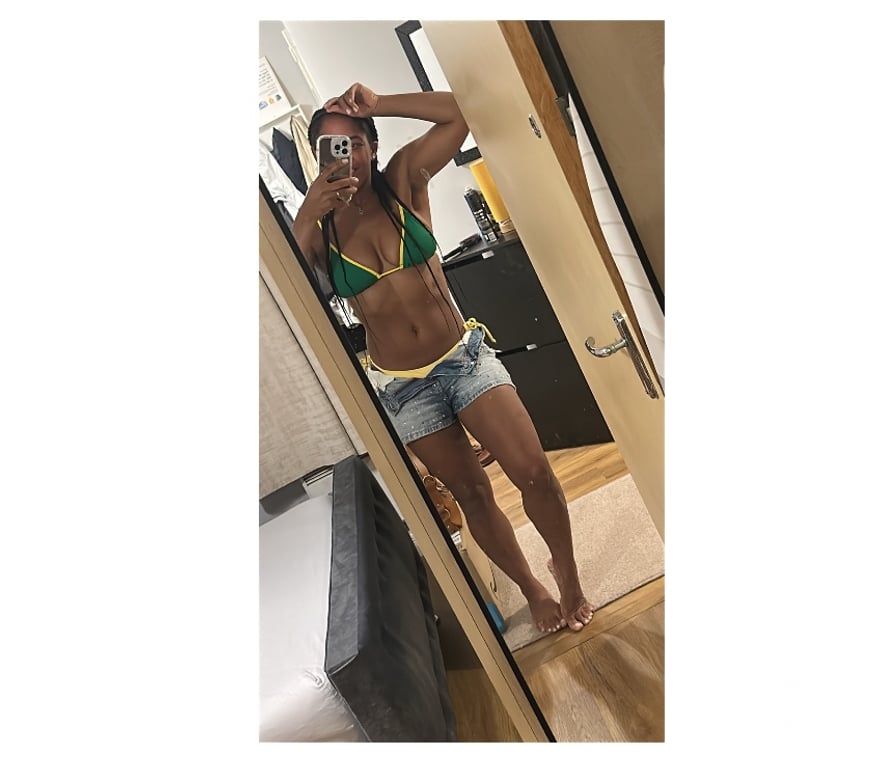 Escorts Bedfordshire Luton - Photos for Lary 🇧🇷 Dangerous Mind 😈 Lip Sweet 👄