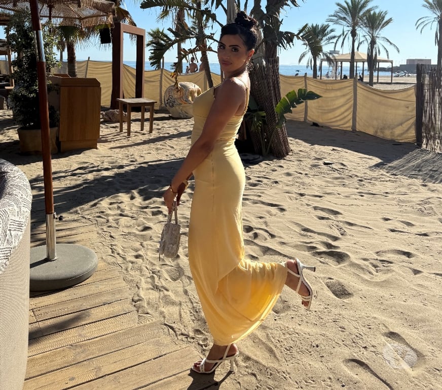Escorts Central London Kensington and Chelsea - Photos for Arab girl student 22