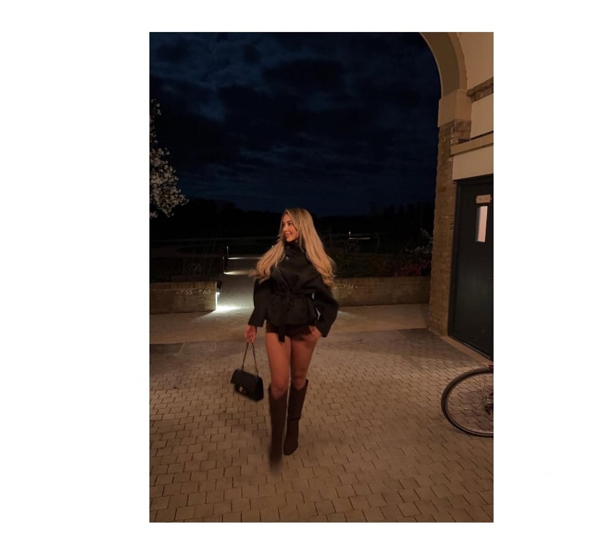 Escorts Hampshire Rushmoor - Photos for Larissa, all-natural. GFE. A session with no rush. 💦
