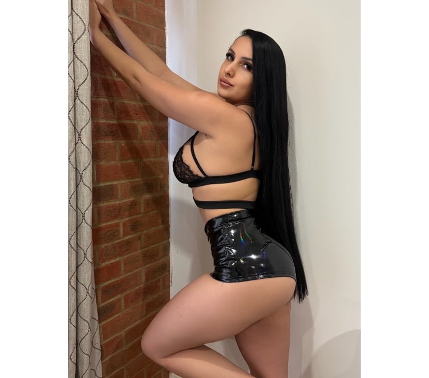 Escorts East London East Ham - East London - Photos for ❤️‍🔥BRAZILIAN💯REAL💯