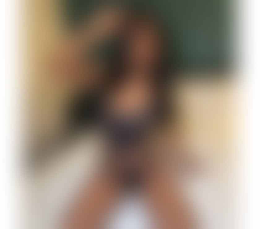 Escorts York York City Centre - York - Photos for Brunette hot new in town just arrive ! Best party