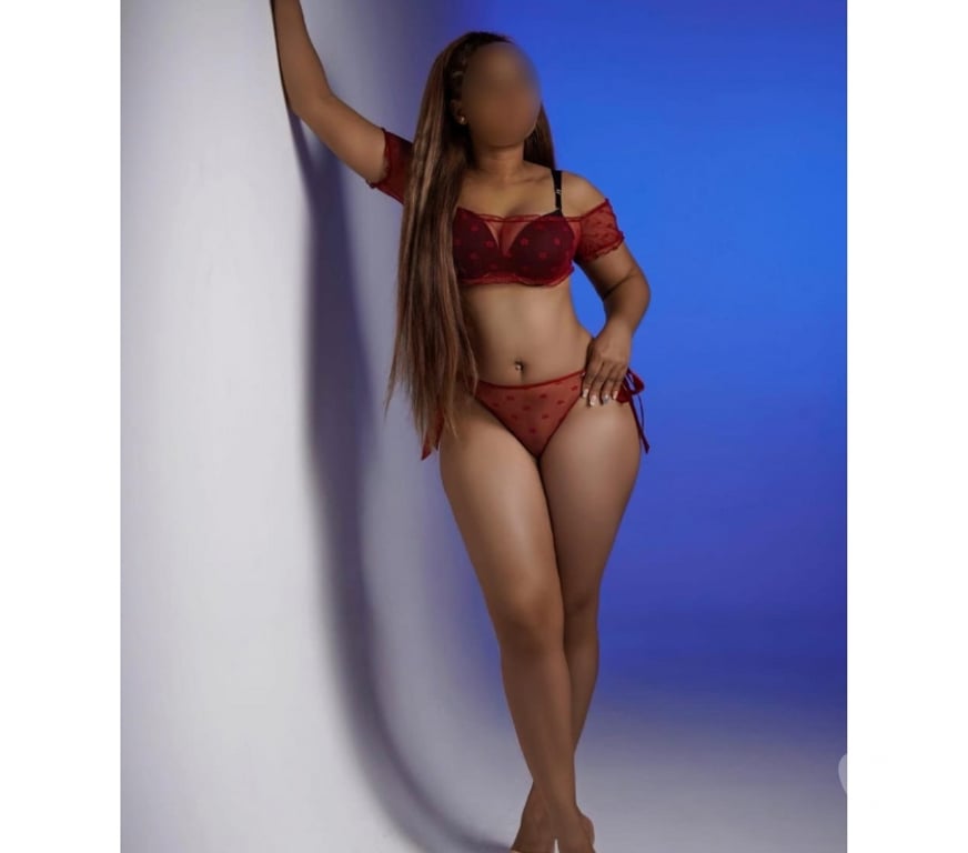Escorts Surrey Surrey Heath - Photos for 🔥NEW HOTTEST LATINA MILF IN THE AREA 🔥