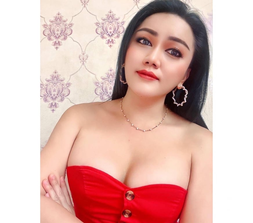 Escorts West Sussex Crawley - Photos for ⭐Good Experience with AMAZING THAI Ladyboy🇹🇭