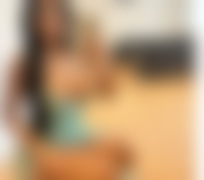Escorts Buckinghamshire Aylesbury - Buckinghamshire - Photos for Julia Your🇧🇷✨️Milf 🔥🍒New In Aylesbury