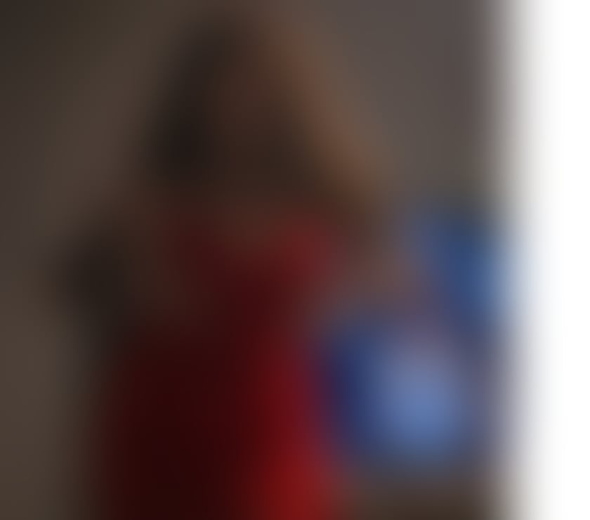 Escorts South East London Blackheath - South East London - Photos for LAURA PARTY GIRL 🥳🎉🥂🍾NEW IN TOWN OUTCALL