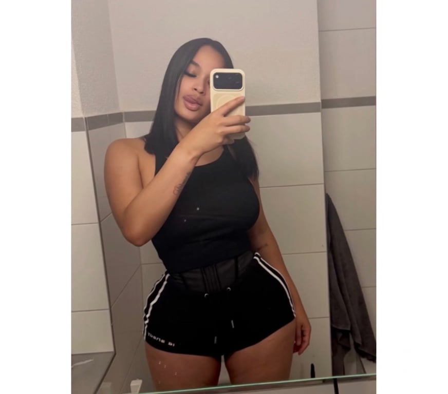 Escorts Shropshire Shrewsbury - Shropshire - Photos for AURA 💋 BIG 🍑 DOMINICAN LATINA 😍