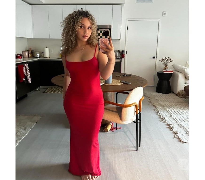 Escorts Leicestershire Leicester - Photos for Elegance, curves, and a company you’ll remember 🌸