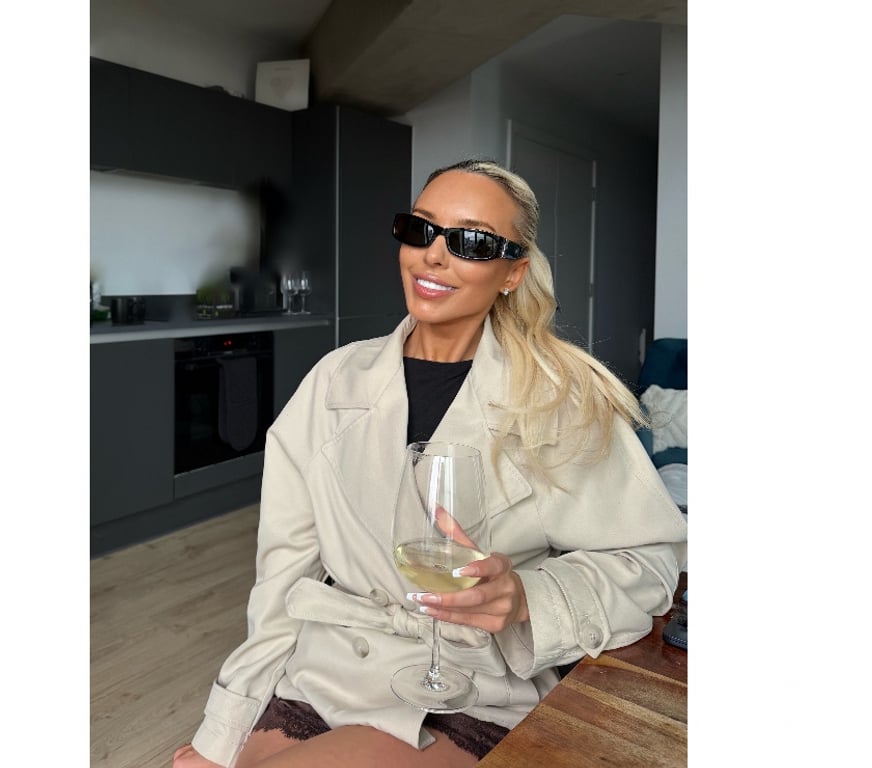 Escorts Greater Manchester Manchester - Photos for Elegant VIP Companion for Events & Social Occasions
