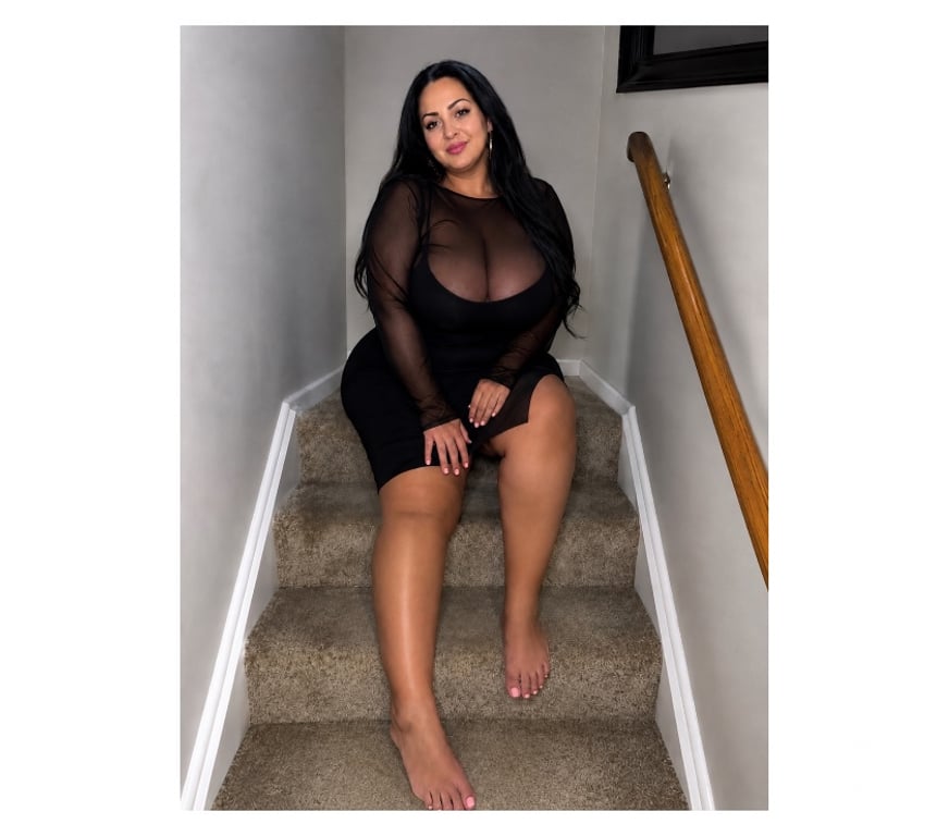 Escorts West Midlands Walsall - Photos for BIG ASS&BBW Hi m party girls new i Sara