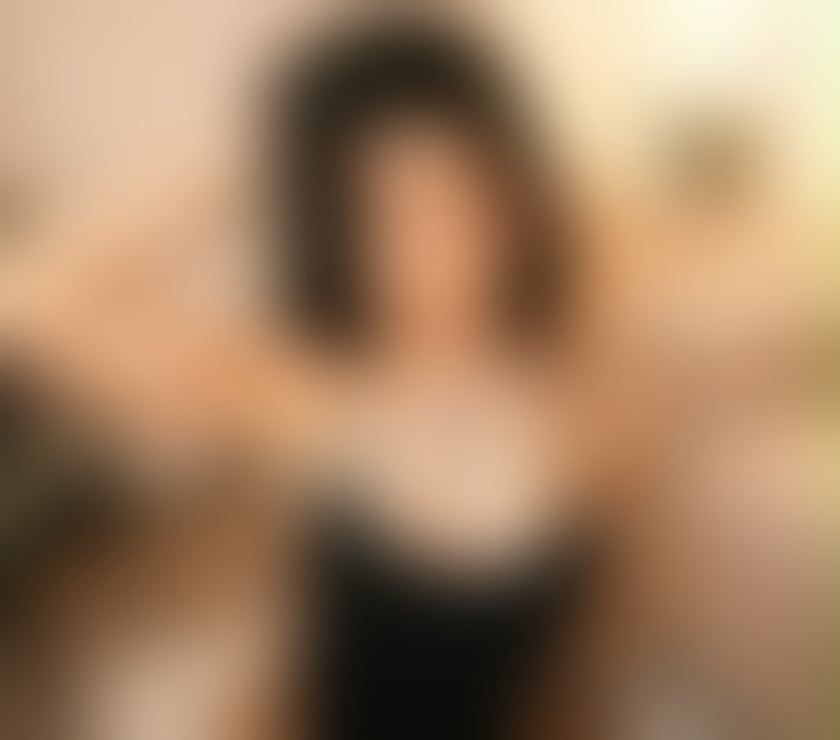  Escorts Bolton City Centre Bolton - Photos for 🇧🇷Liz Carvalho party girl🎉💯real❤️‍🔥