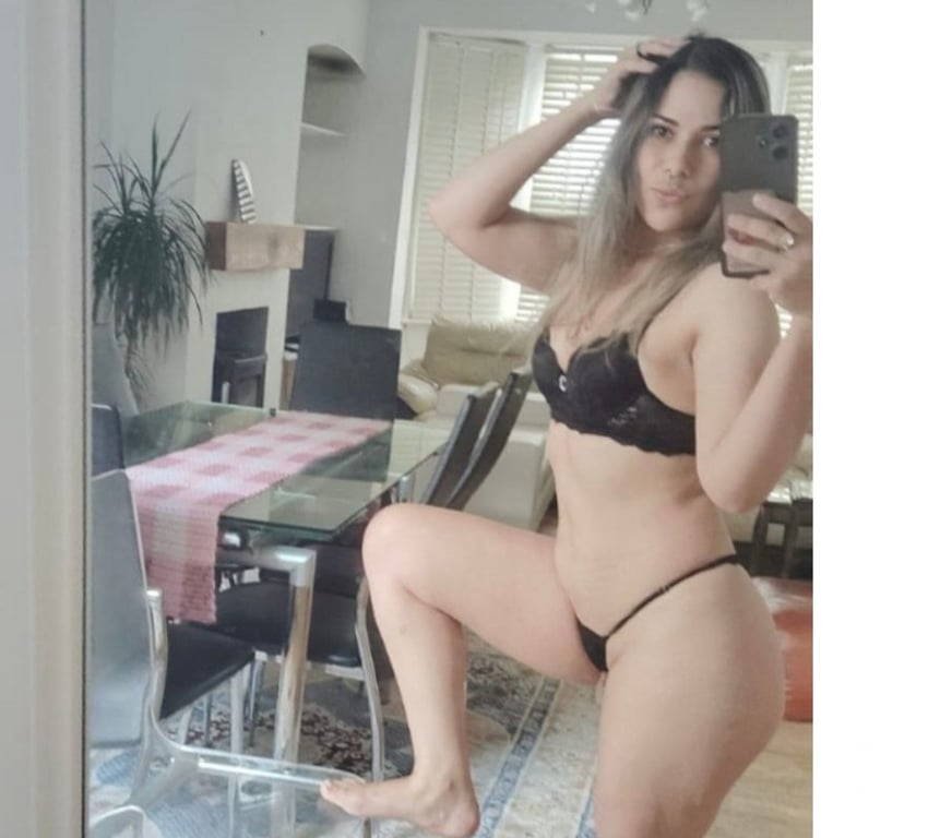 Escorts Surrey Guildford - Photos for Yara Hot Brazilian