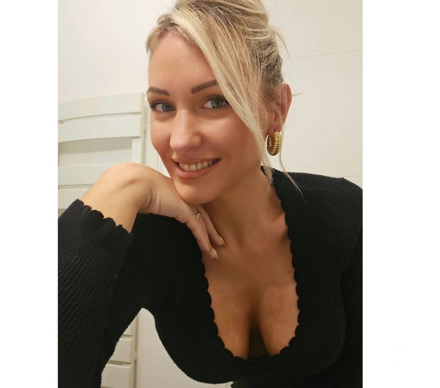 Adult Entertainment Central London Kensington and Chelsea - Photos for 30 year old Uni girl👧Vid Calls, Text And Content✅ONLINE