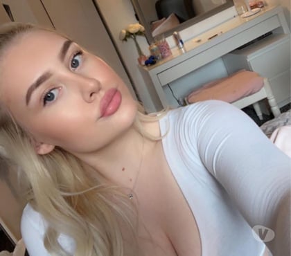 Photos for 25 year old Uni girl👧Vid Calls, Text And Content✅ONLINE