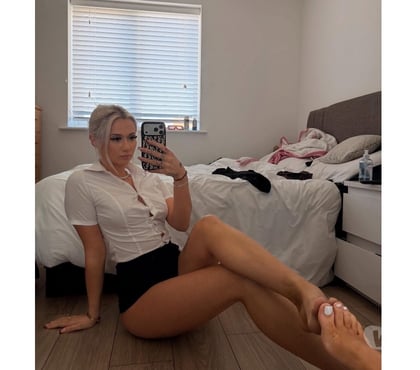 Photos for Uni Girl for chat and vid calls✅ Online ✅ Content DEALS