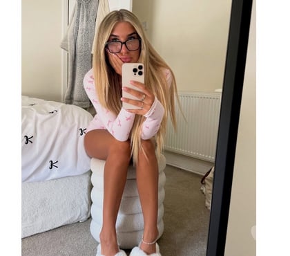 Photos for Uni Girl for chat and vid calls✅ Online ✅ Content DEALS