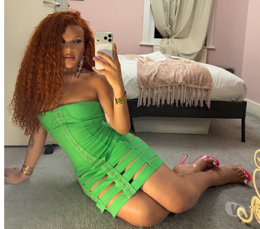 Trans Escorts South East London Bromley - Photos for Valentina hot girl 🔥