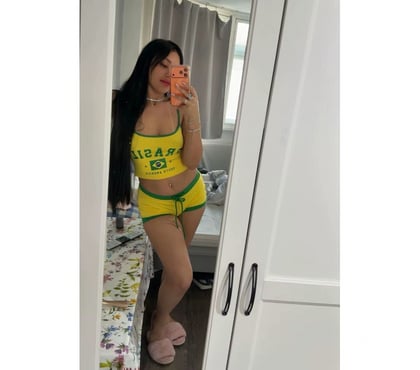 Escorts Luton Town Centre Luton - Photos for Helena Brazilian in Luton🍑