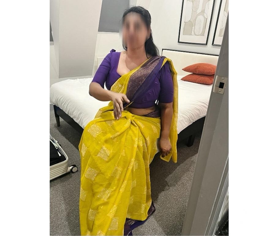 Escorts North West London Harrow - Photos for MAITHILI SOUTH INDIAN TAMIL GIRL NEW IN HARROW 🇮🇳