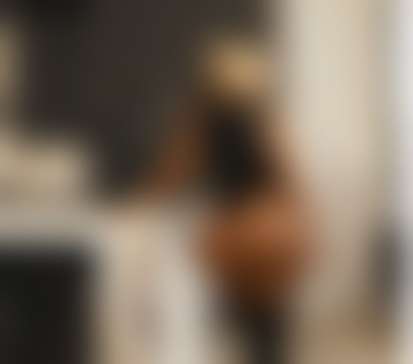 Escorts East London Stratford - East London - Photos for 😘Zari🤩The Sexy New Girl In Town🥰🤩