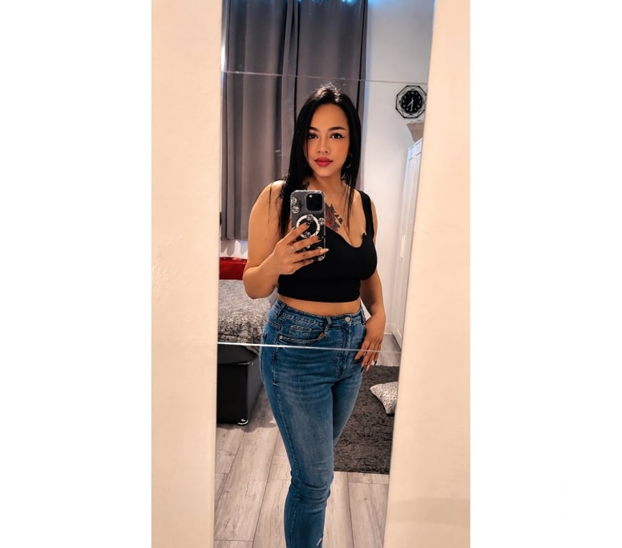 Escorts West Northamptonshire Northampton - West Northamptonshire - Photos for 🔥New 🔥 Hannah Hottest Thai girl 🔥in Northampton NN1