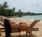 MEL Morena gostosa com um corpo sensacional💯foto real