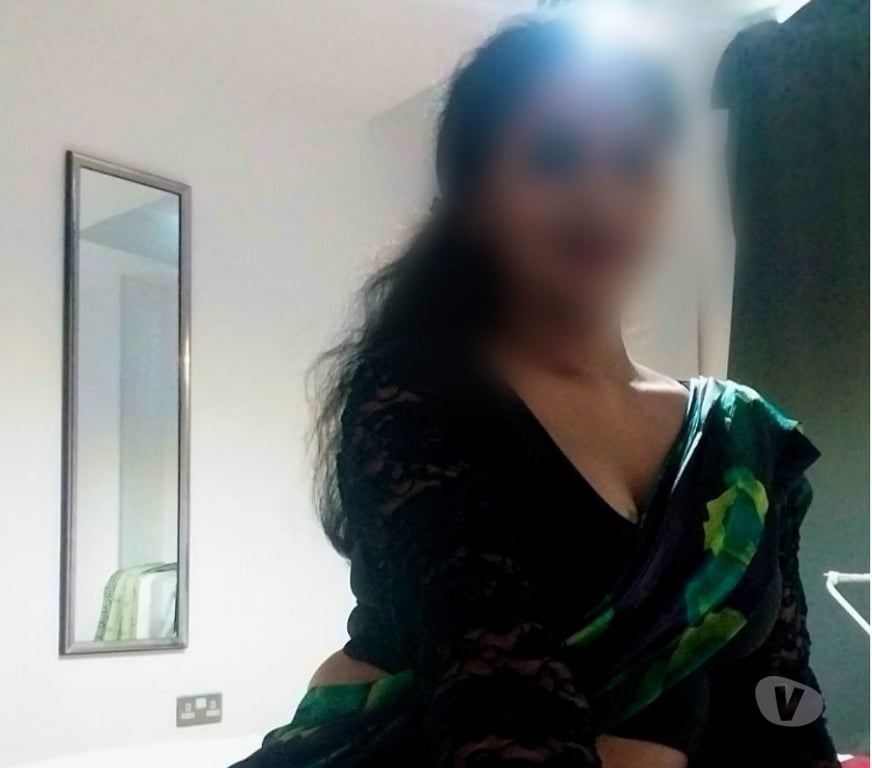 Escorts Brent Wembley - Brent - Photos for DIYAA SOUTH INDIAN GIRL NEW IN WEMBLEY HIGH ROAD