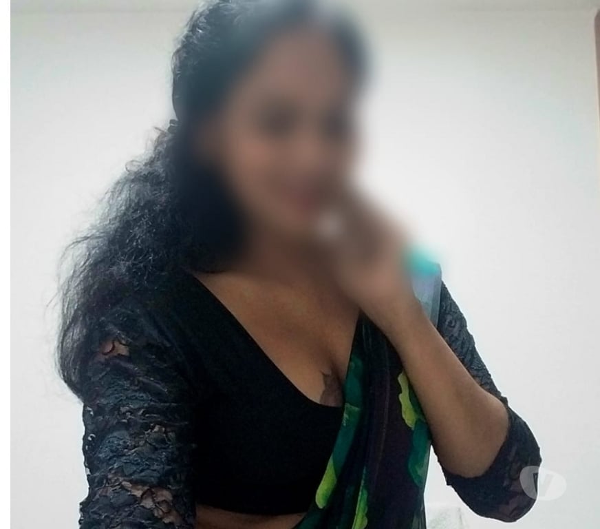 Escorts Brent Wembley - Brent - Photos for DIYAA SOUTH INDIAN GIRL NEW IN WEMBLEY HIGH ROAD