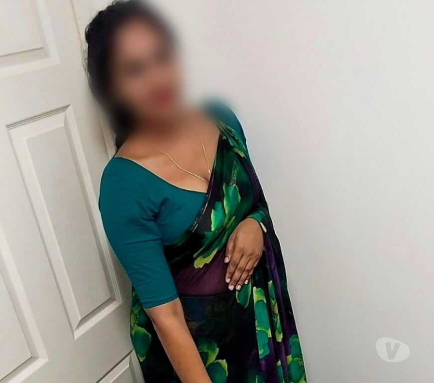 Escorts Brent Wembley - Brent - Photos for DIYAA SOUTH INDIAN GIRL NEW IN WEMBLEY HIGH ROAD