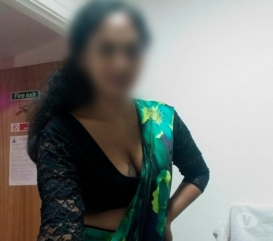 Escorts Brent Wembley - Brent - Photos for DIYAA SOUTH INDIAN GIRL NEW IN WEMBLEY HIGH ROAD