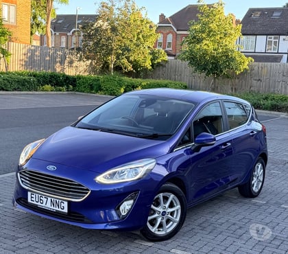 second hand cars Sutton Town Centre Sutton - Photos for 2017 Ford fiesta 1L petrol 2 keys full service history