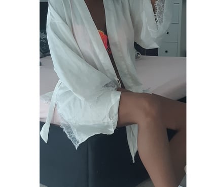 Escorts Northolt Ealing - Photos for Classy french chocolate playmate 💋