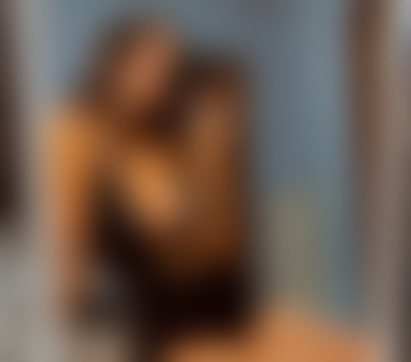 Escorts East London Canary Wharf - East London - Photos for LATINA SERVICES IN CANARY WHARF🥵❤️‍🔥🫣
