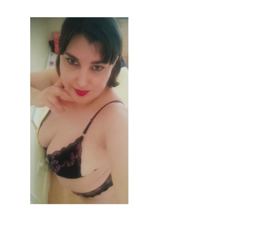 Escorts North West London Willesden Green - North West London - Photos for SWEET CHARMING ANNE 😘