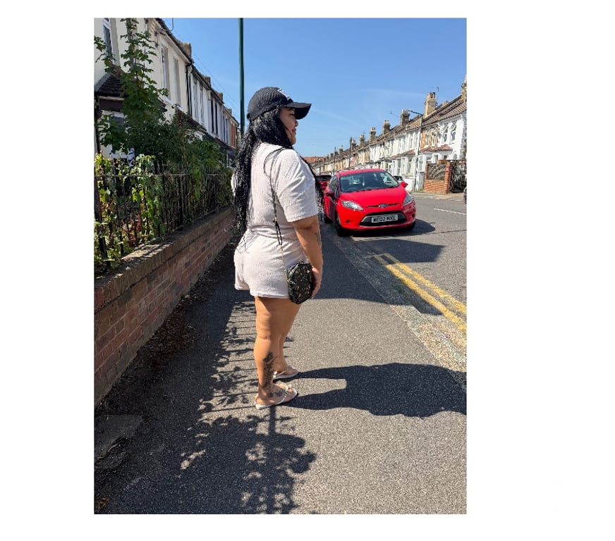 Escorts Surrey Epsom and Ewell - Photos for 🇧🇷Mel hot Brazilian big ass girl🇧🇷