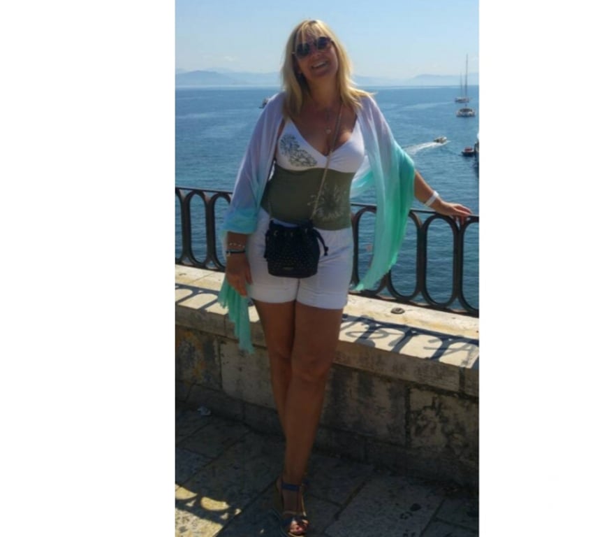 Escorts Barnet Edgware - Barnet - Photos for Miss Maggie Turner