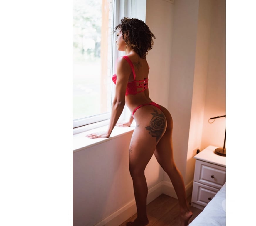Escorts South East London Addington Village Station - South East London - Photos for 🫦Hi love Let's play🥳🔥